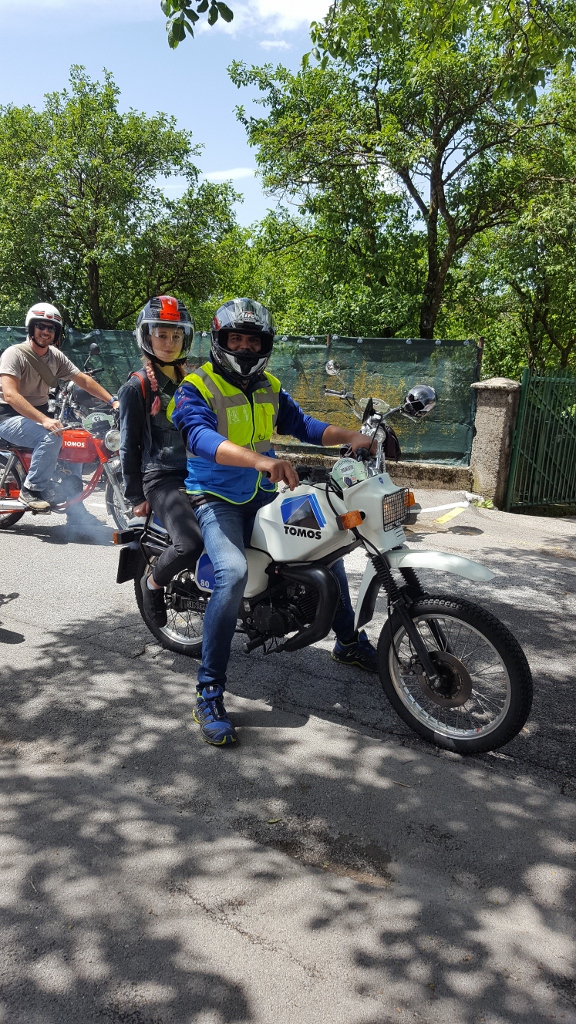 20180609_123237 (576 x 1024)