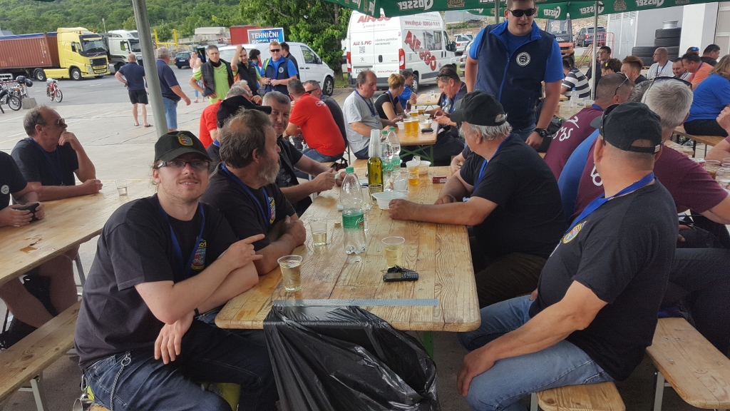 20180609_174420 (1024 x 576)